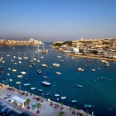 Modern 2br * Sliema