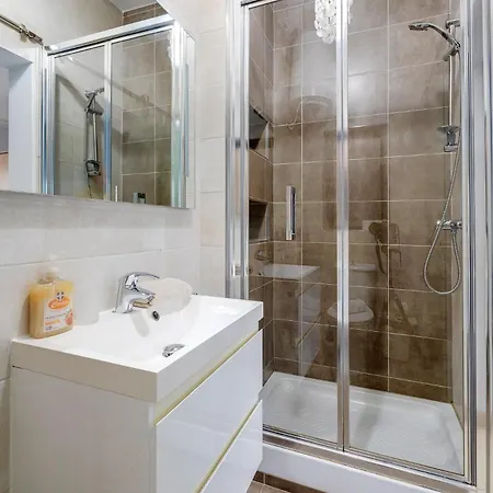 Modern 2br Sliema