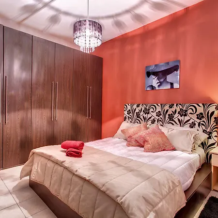 דירה Modern 2br *