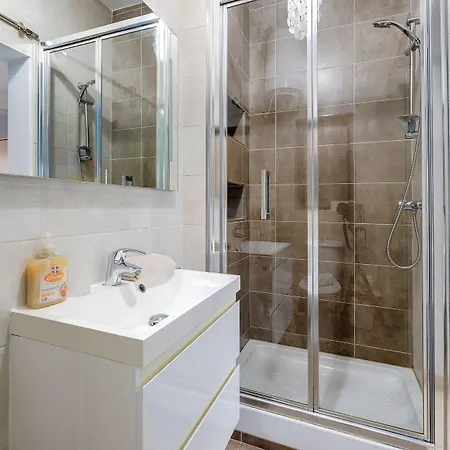 Modern 2br * Sliema
