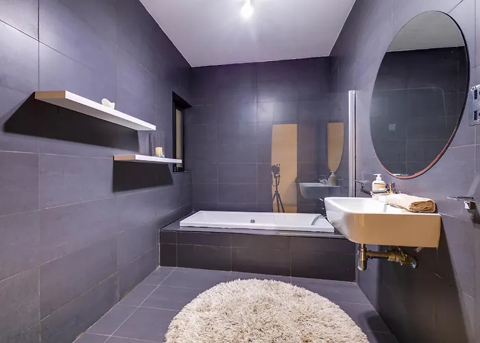 Modern 2br Daire Sliema